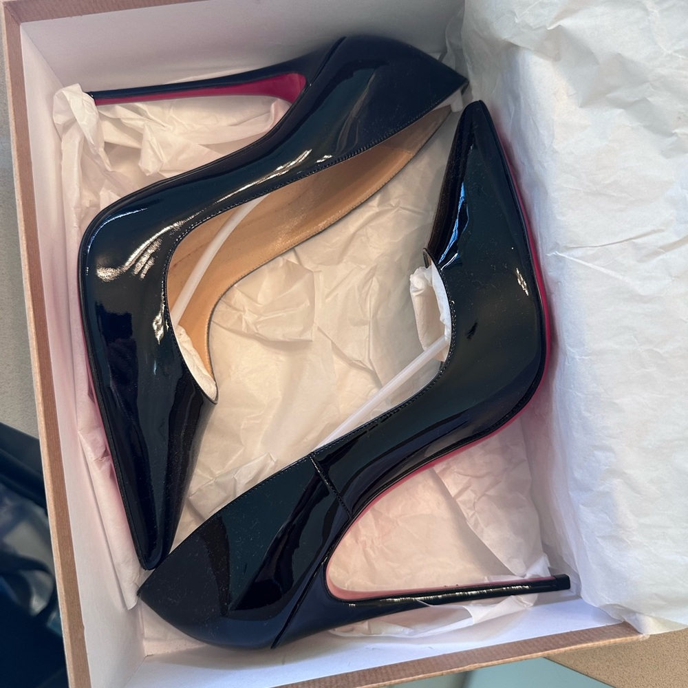 New with tags patent leather Louboutin heels - Picture 8 of 12